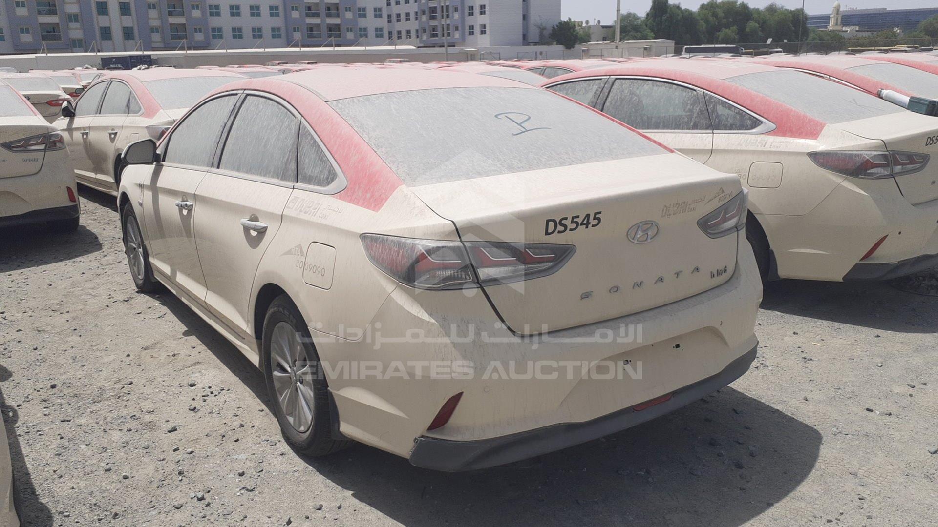 2019 HYUNDAI SONATA VIN: KMHE24136KA093020