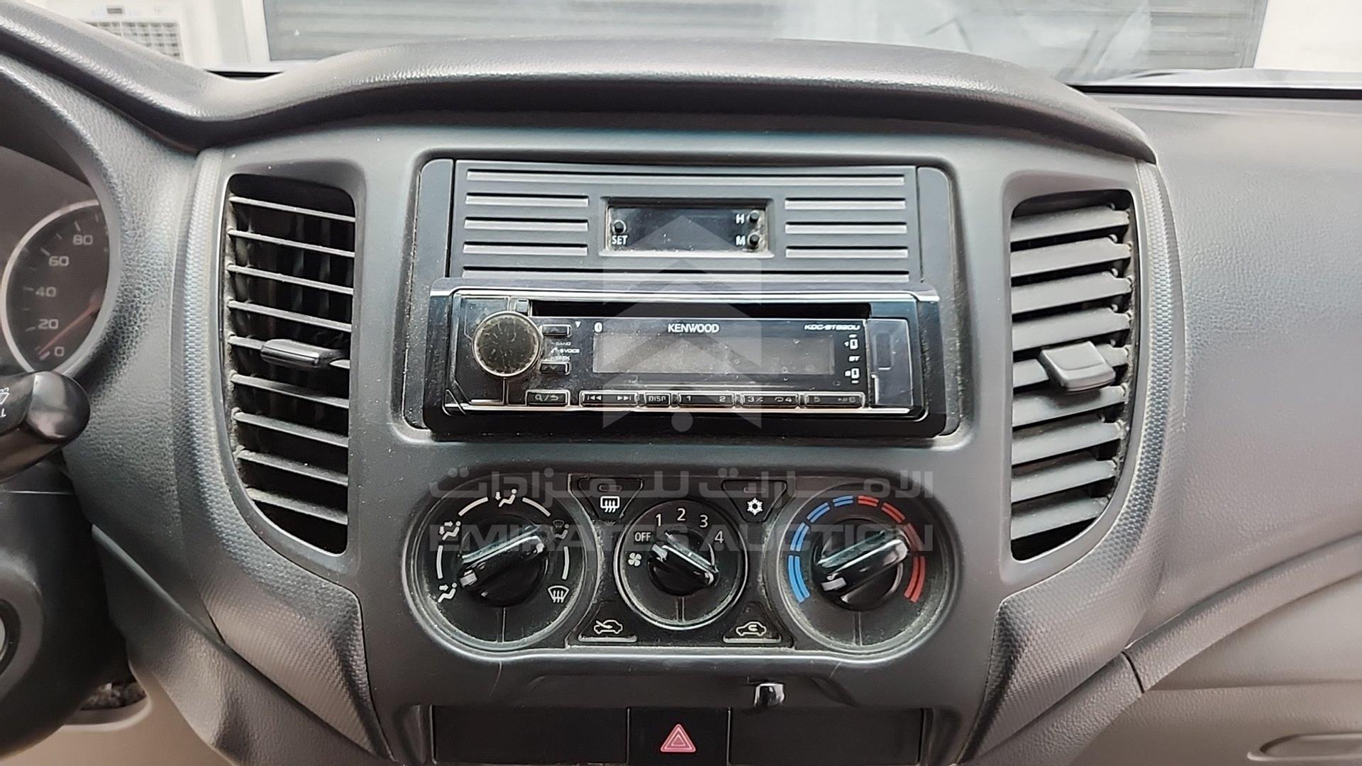 2016 MITSUBISHI L 200 VIN: MMBJNKL40GH065648