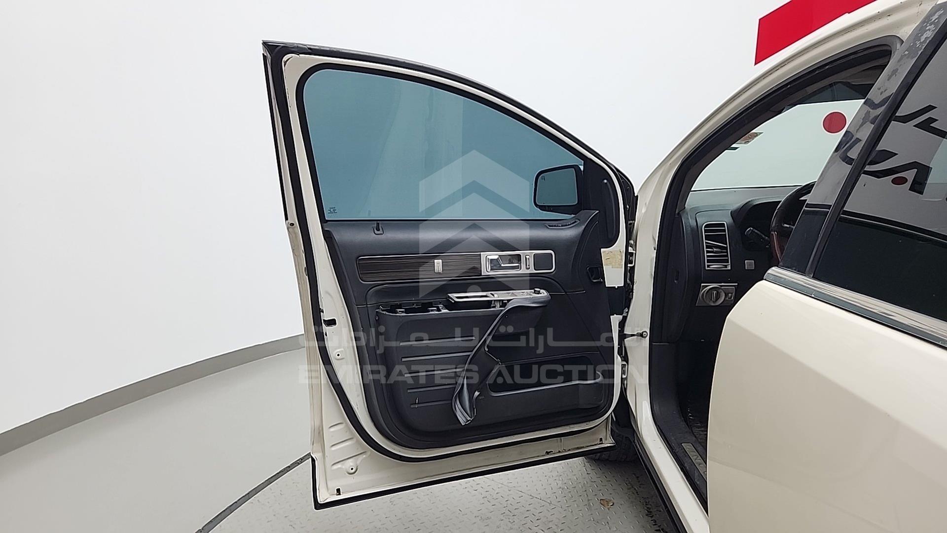 2007 LINCOLN MKX VIN: 2LMDU88C77BJ34421