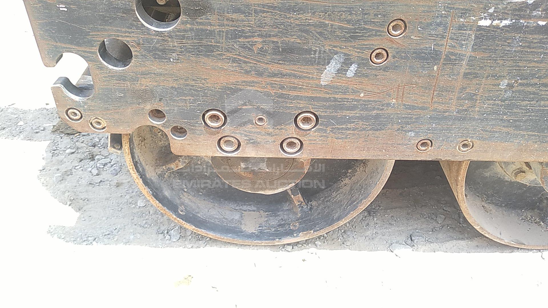 0 JCB --- VIN: GATVD070J02703693