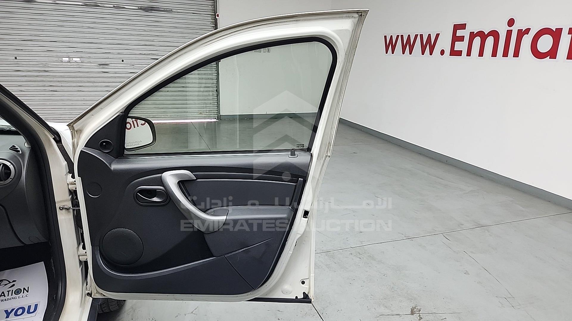 2014 RENAULT DUSTER VIN: VF1HSRCA8EA507220