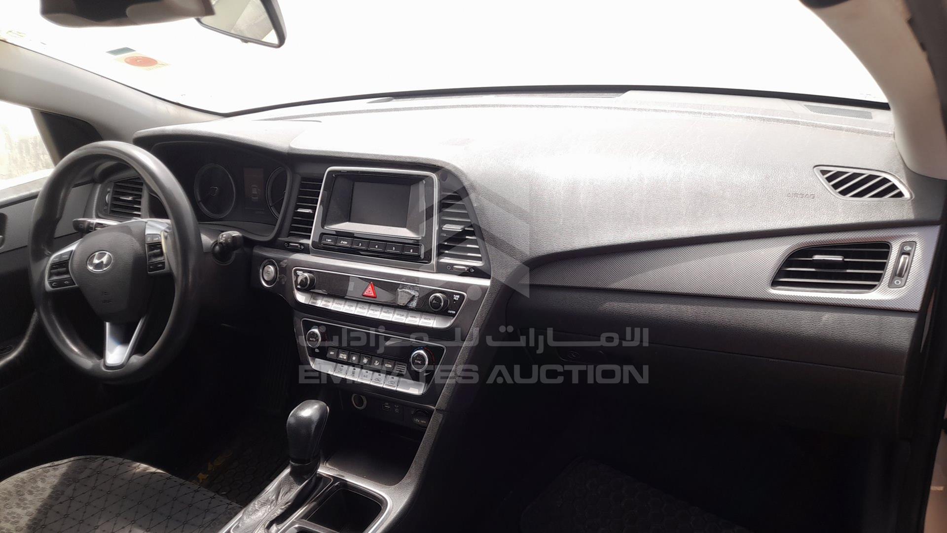 2019 HYUNDAI SONATA VIN: KMHE24134KA092903