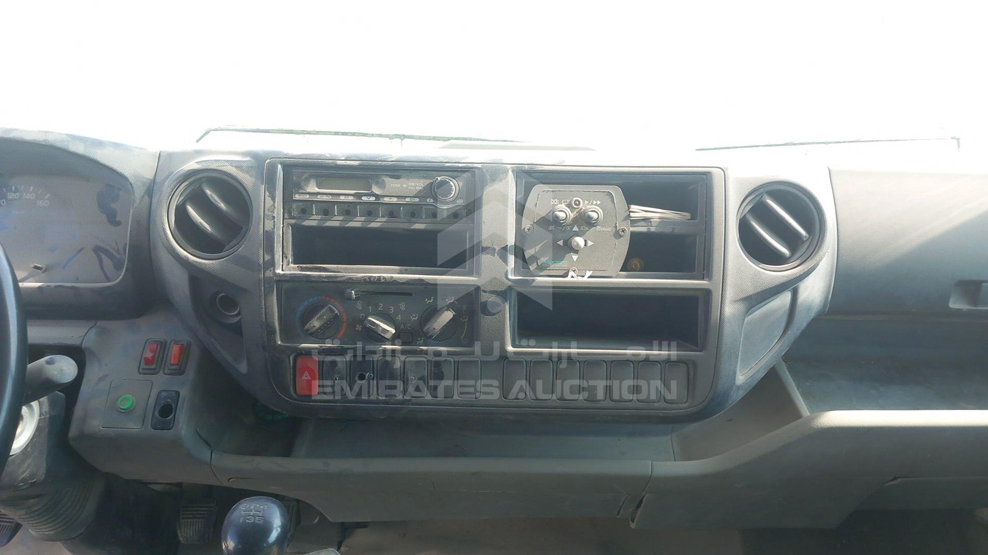 2014 HINO 300 VIN: JHHLCK1H0EK007723