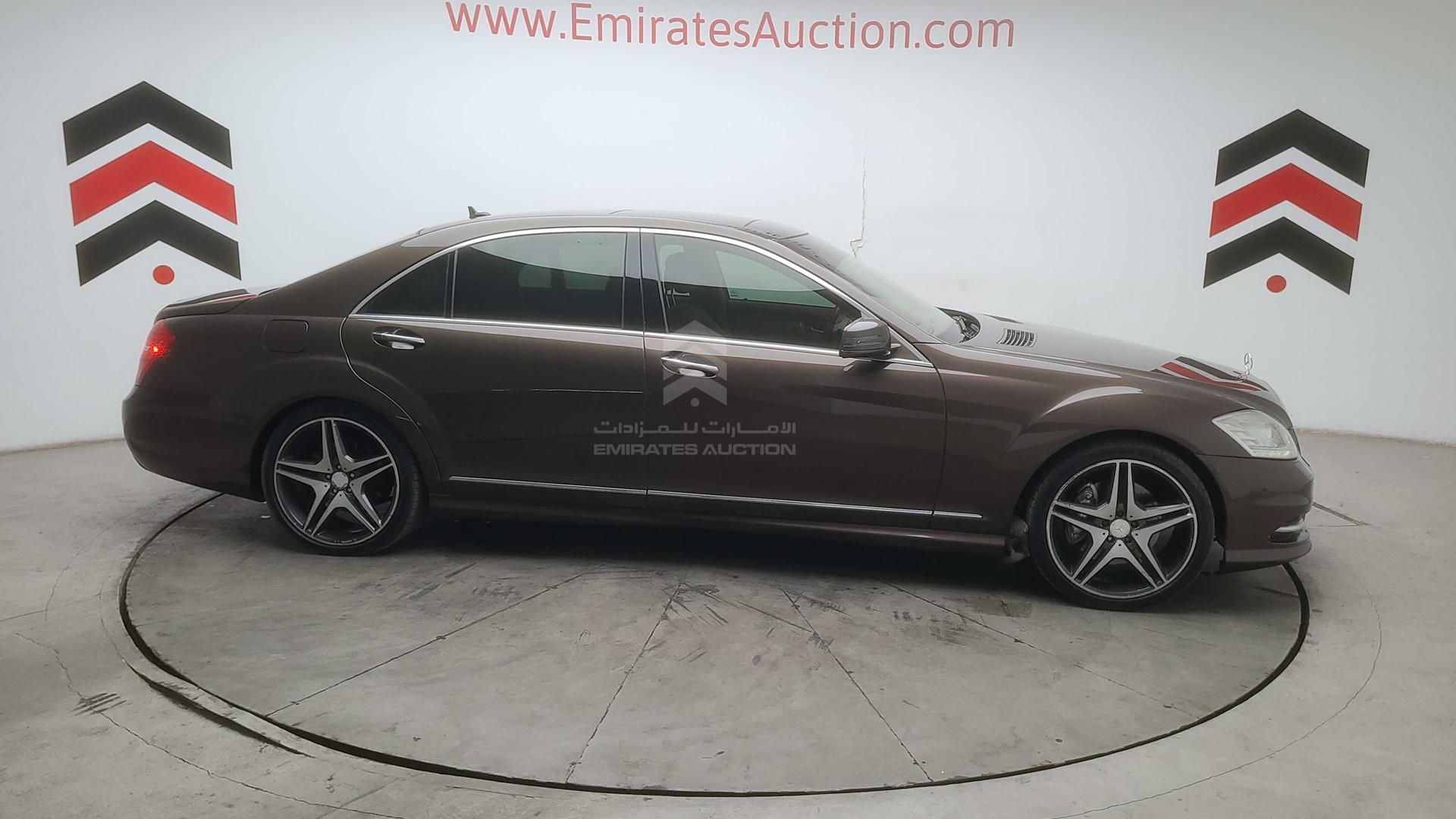 2011 MERCEDES S 350 VIN: WDDNG5GB2BA369886