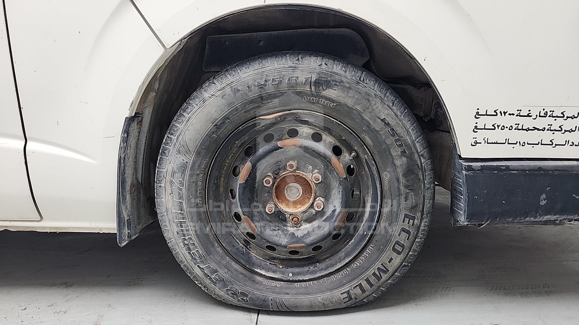 2015 TOYOTA HIACE VIN: JTGRX12PXF8046161