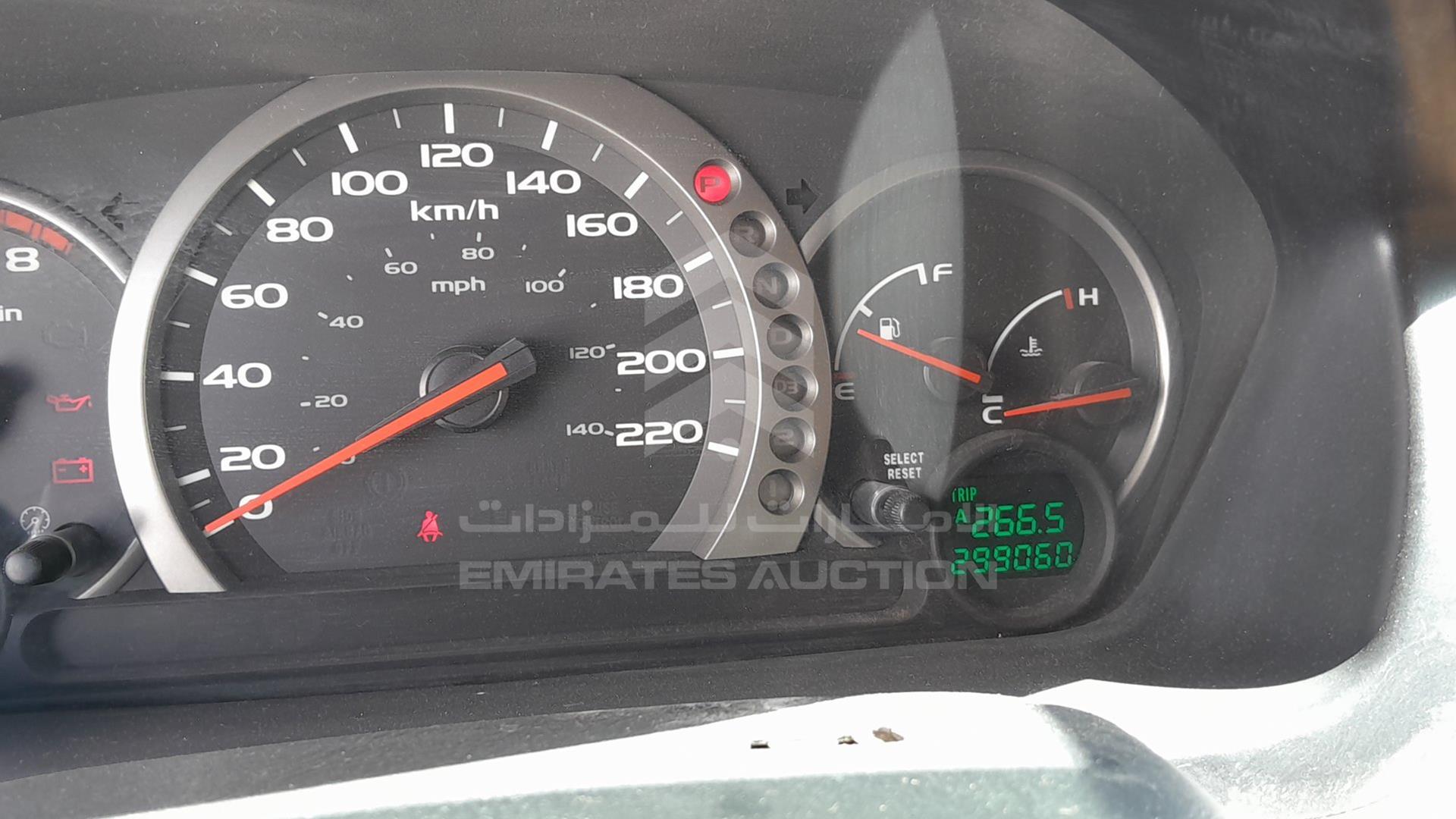 2004 HONDA MRV VIN: 2HKYF18174H700689