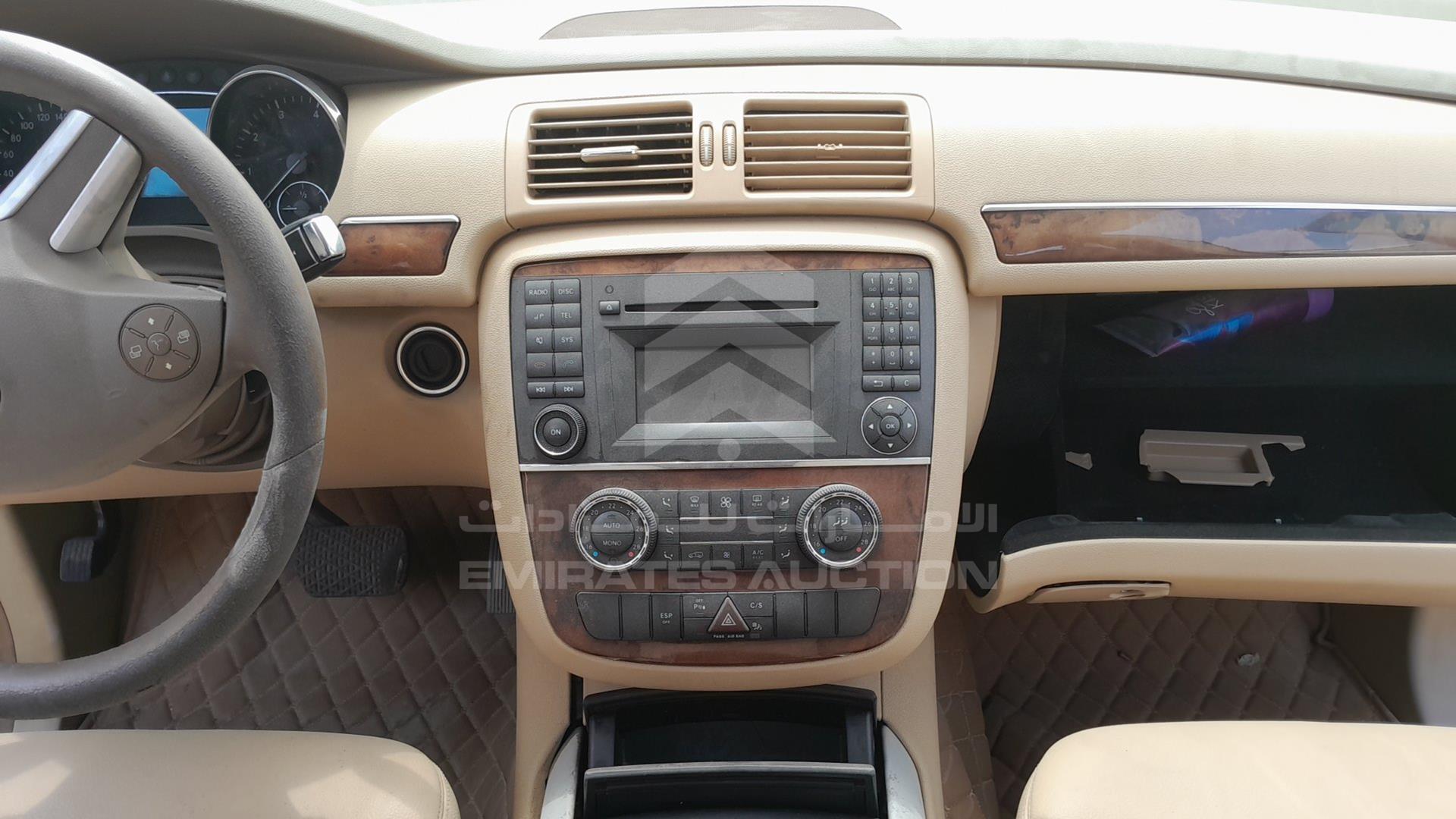 0 MERCEDES R 280 VIN: WDCCB54E79A094275