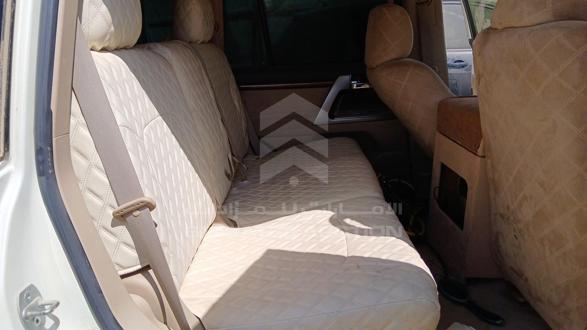 2015 TOYOTA LAND CRUISER VIN: JTMHY05J1F4035936