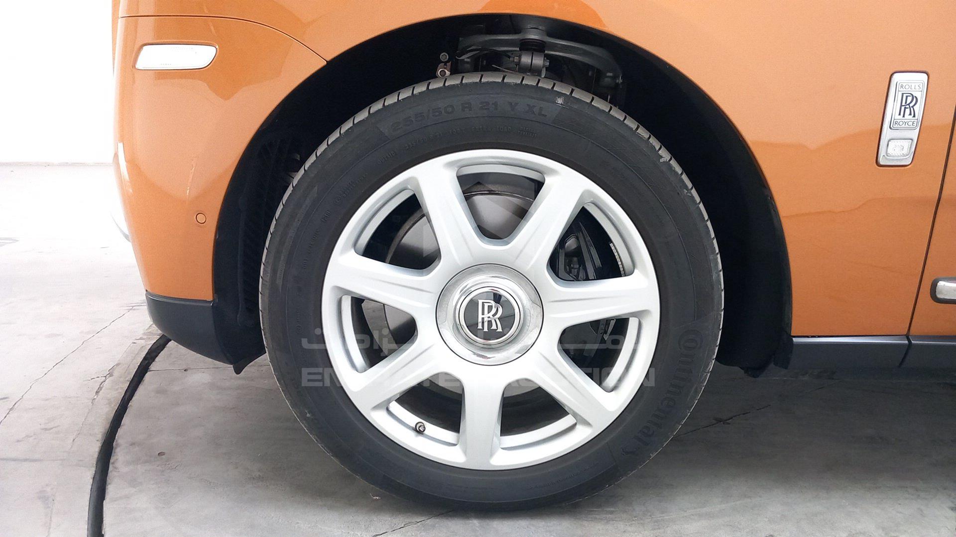 2019 ROLLS-ROYCE CULLINAN VIN: SCA689X09KU110187