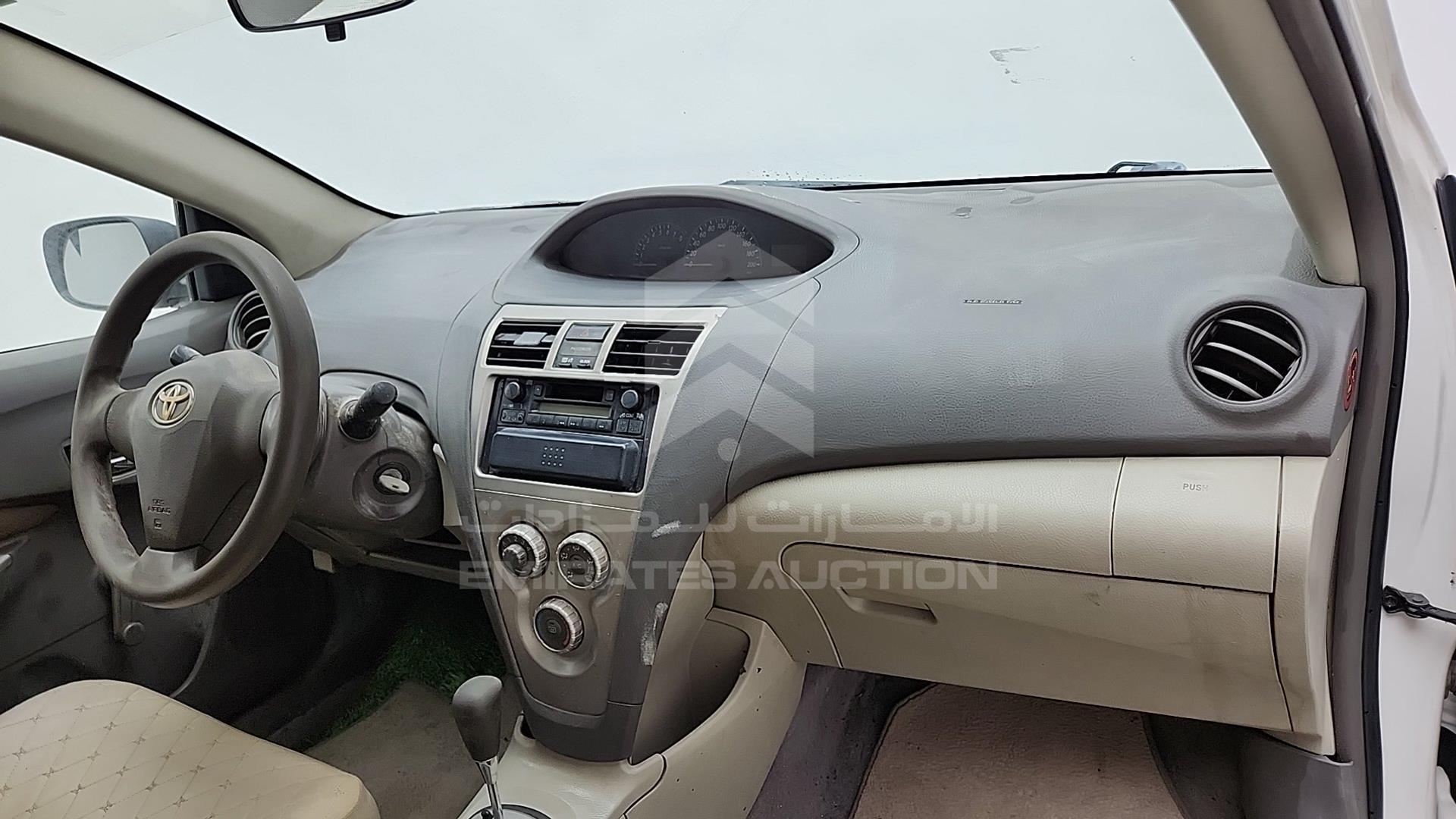 2010 TOYOTA YARIS VIN: JTDBW9237A1193939