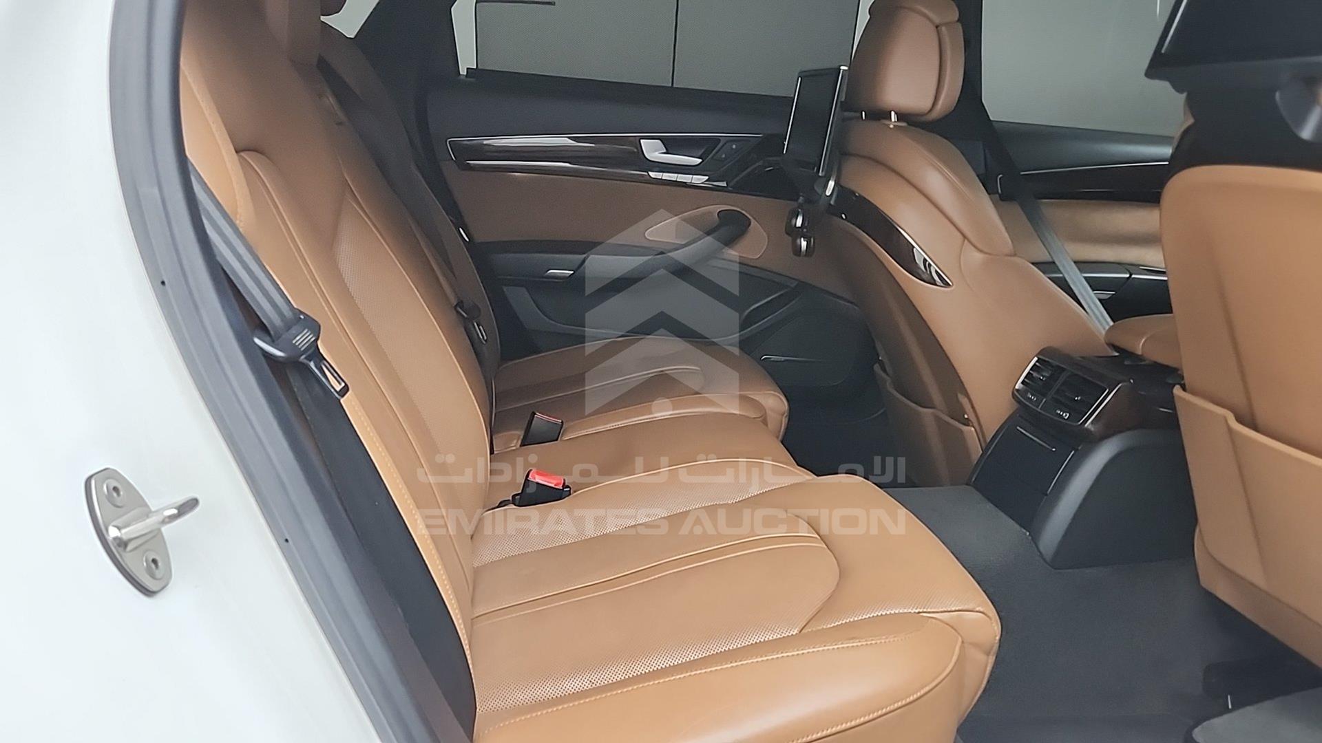 2015 AUDI A8 VIN: WAUY2BFD0FN000446