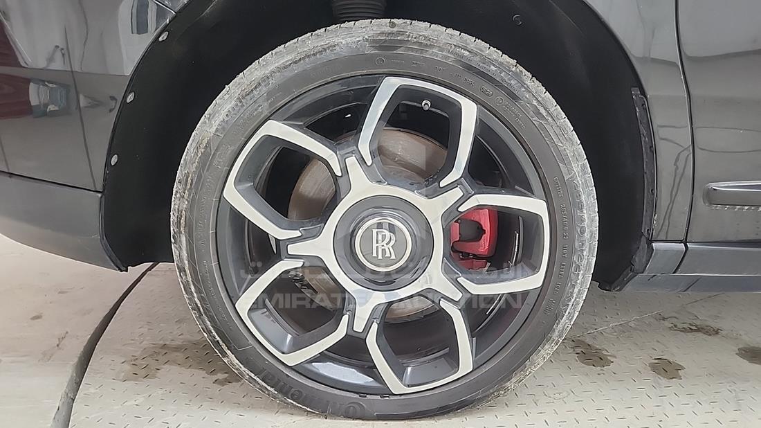 2020 Rolls Royce Cullinan — Rear Right Tyre — Photo 33