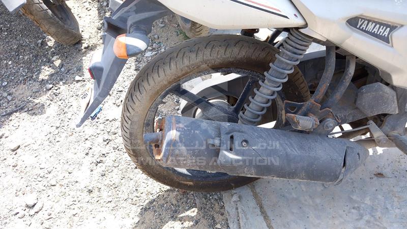 ME1KG0593D2003482 Auction: EmiratesAuction Lot: 406851 ME1KG0593D2003482 Yamaha Motorbike 2013 SILVER Photo 18
