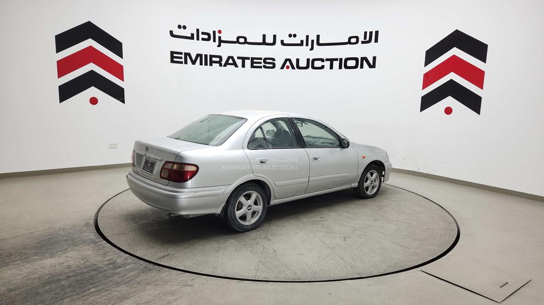 نيسان صني 2001 — الزاوية الخلفية اليمنى — صورة 10