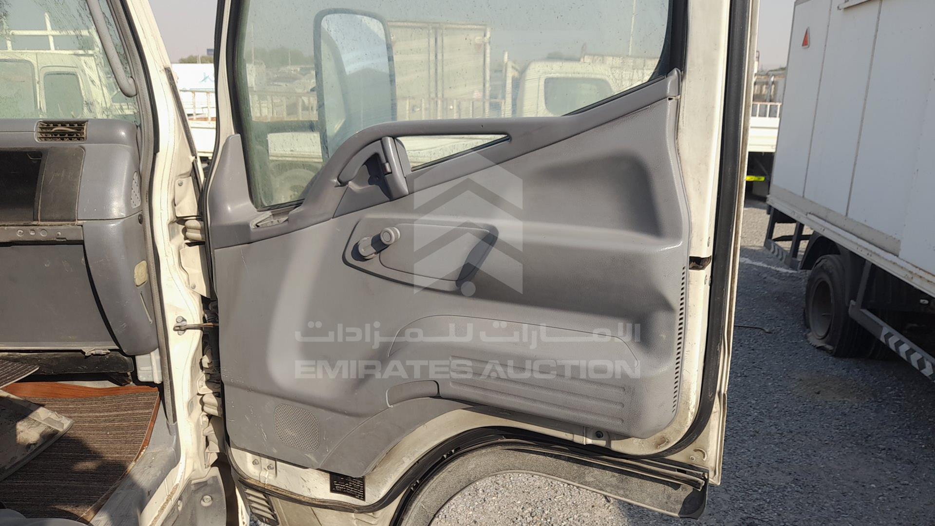 2007 MITSUBISHI CANTER VIN: JL7BCE1J67K025670