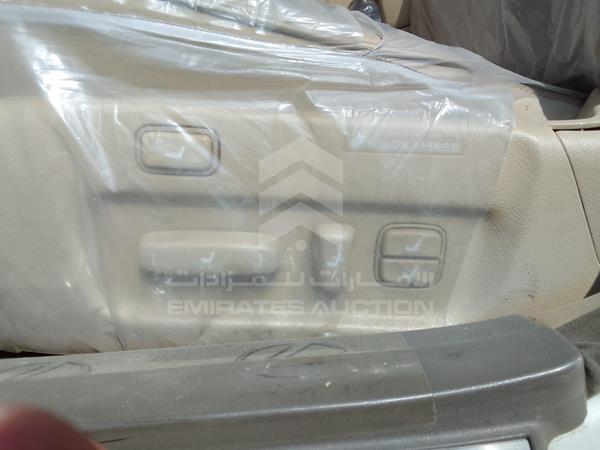 Lexus LS 430 2004 JTHBN36F440145926 Image 36