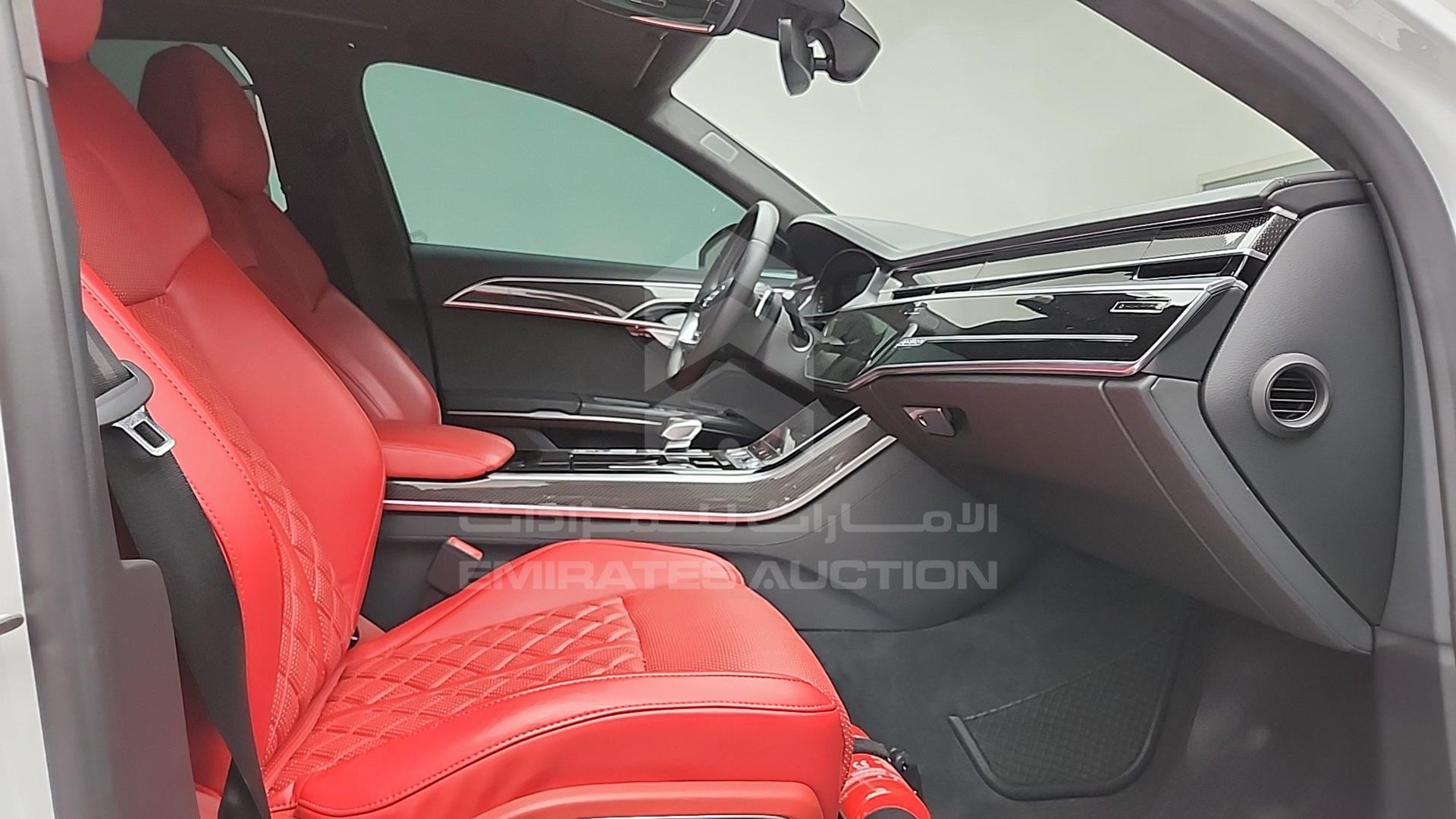 2020 AUDI S8 VIN: WAUZZZF85LN013510