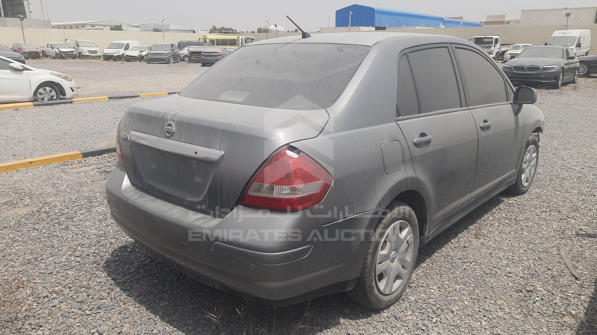 2011 NISSAN TIIDA VIN: 3N1BC1A76BL388023