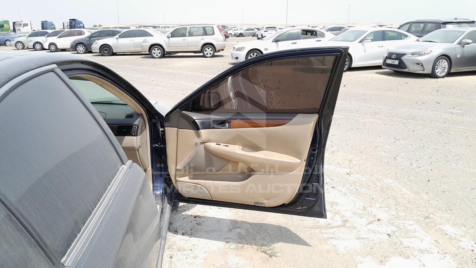 2005 LEXUS ES 330 VIN: JTHBA30G455082697
