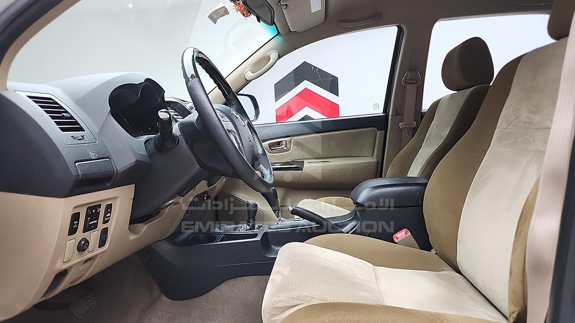 2015 TOYOTA FORTUNER VIN: MHFYU59G9F7043356