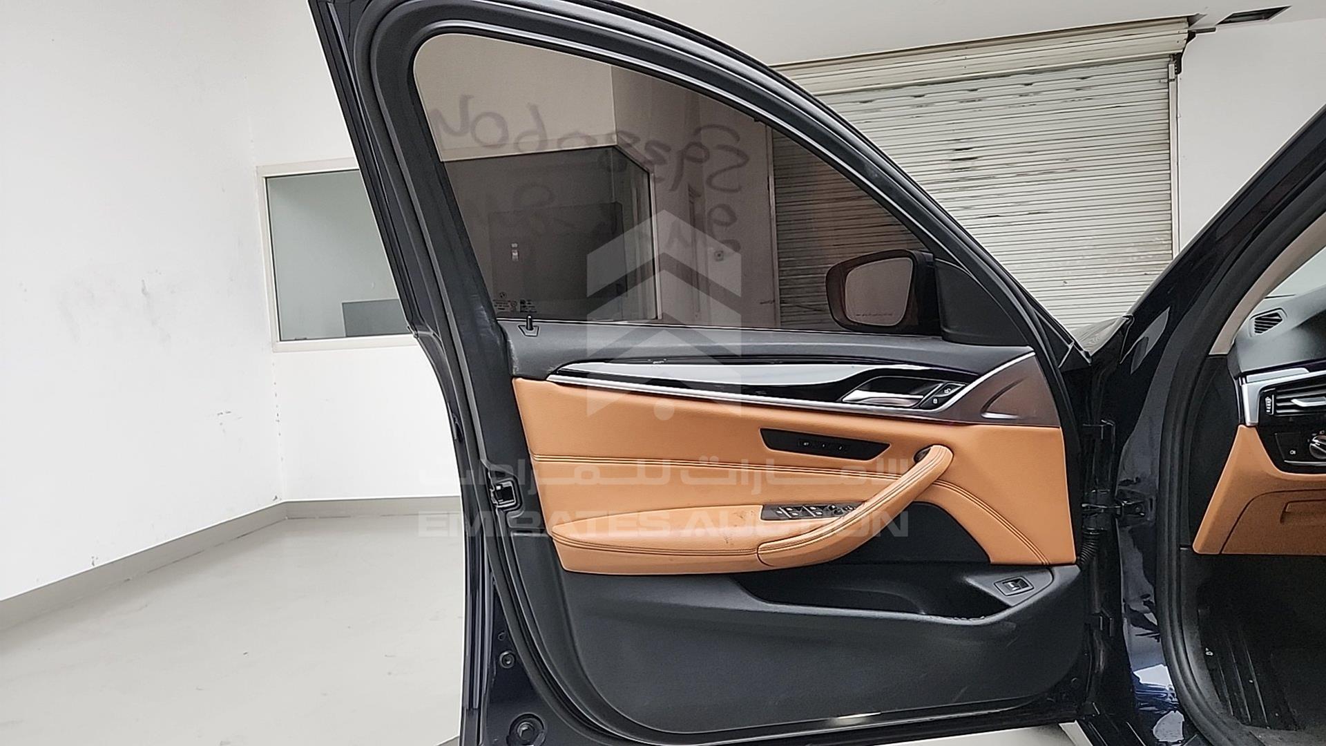 2020 BMW 520 VIN: WBAJL1A04LBM40390