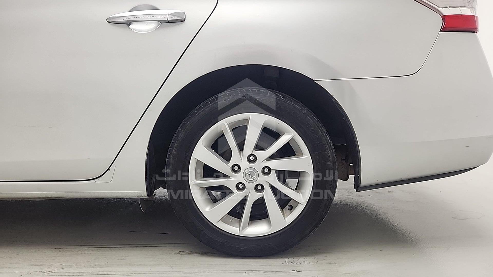 2015 NISSAN SENTRA VIN: MNTBB7A98F6025705