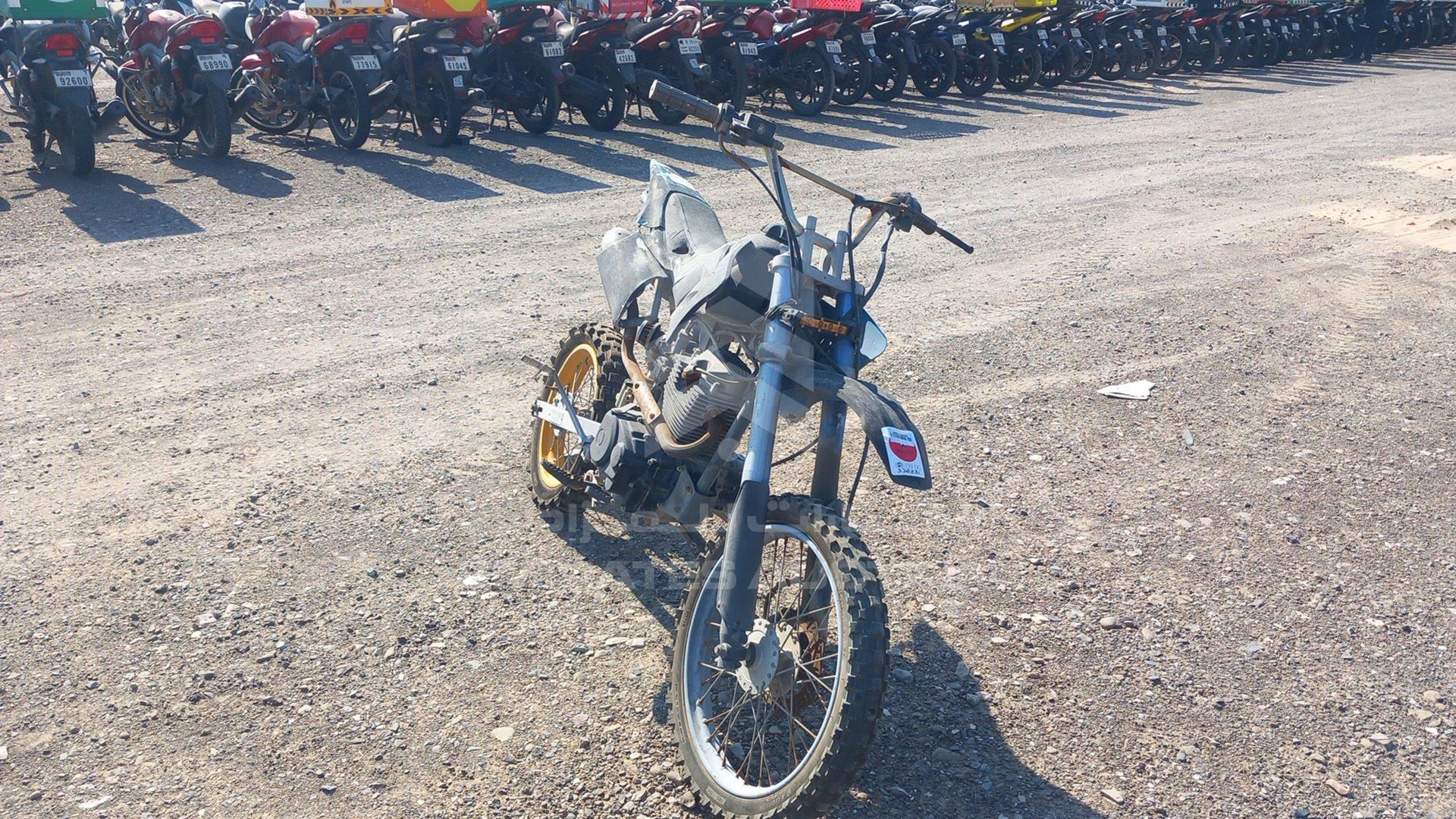 0 MOTORBIKE --- VIN: SD713E20180800516