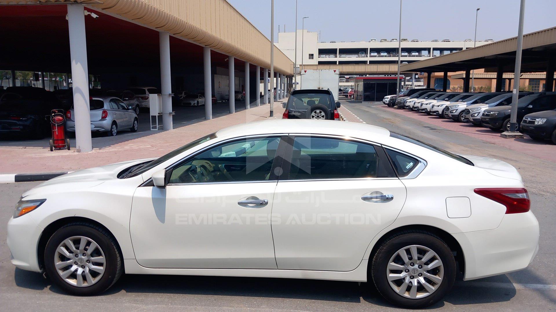 2018 NISSAN ALTIMA VIN: 1N4AL3A98JC100251