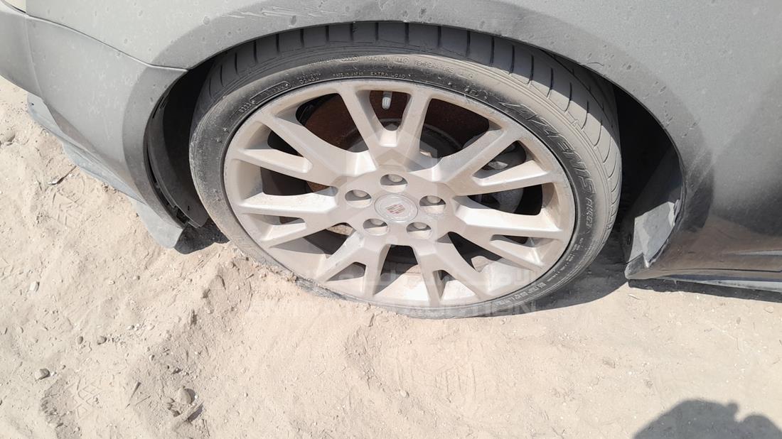 2010 Cadillac CTS — Front Left Tyre — Photo 32