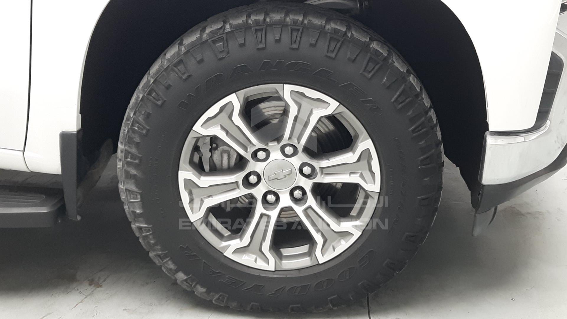 2019 CHEVROLET SILVERADO VIN: 1GCRWAEH2KZ289813