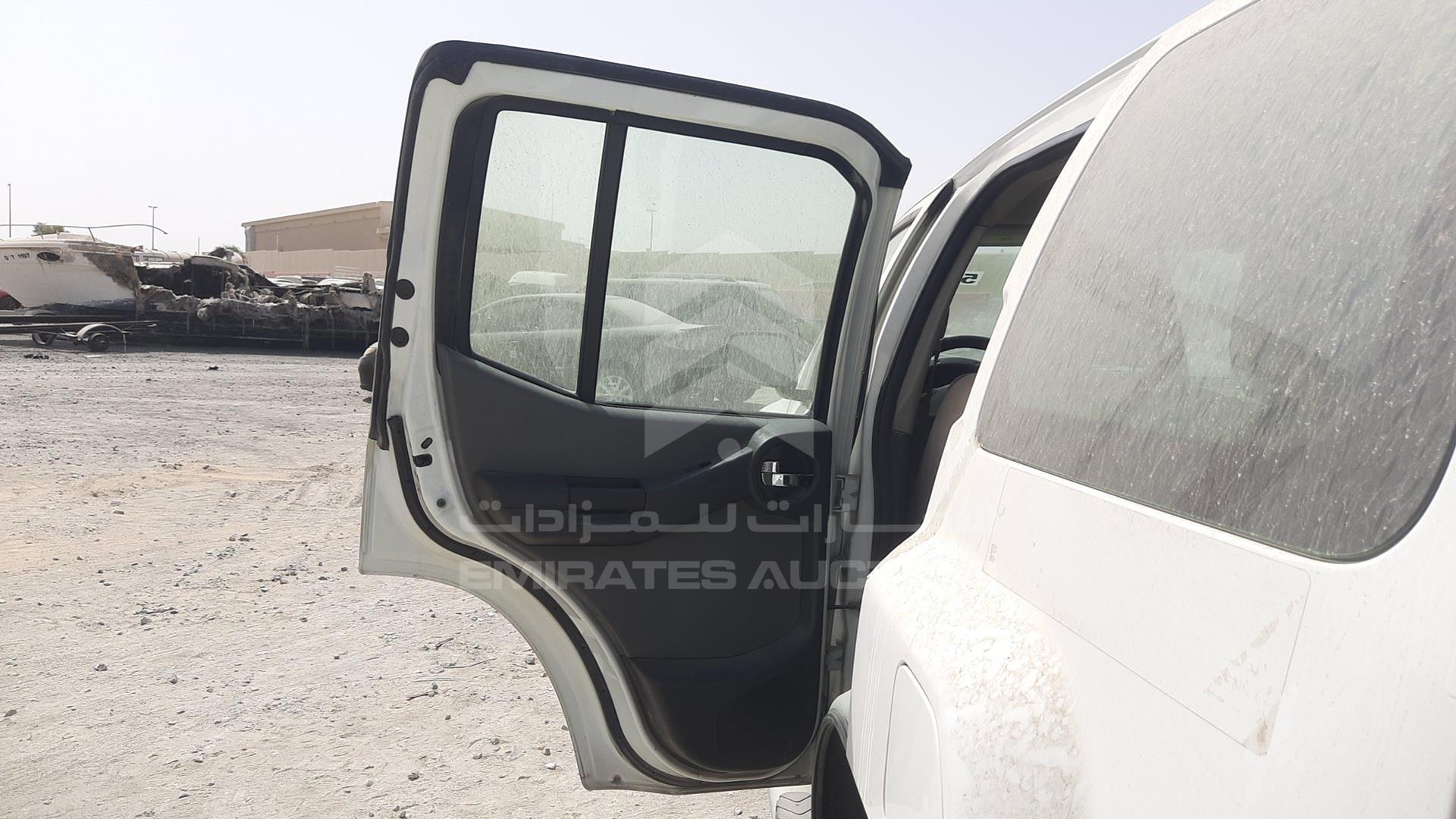 2013 NISSAN XTERRA VIN: 5N1AN0N64DN812506
