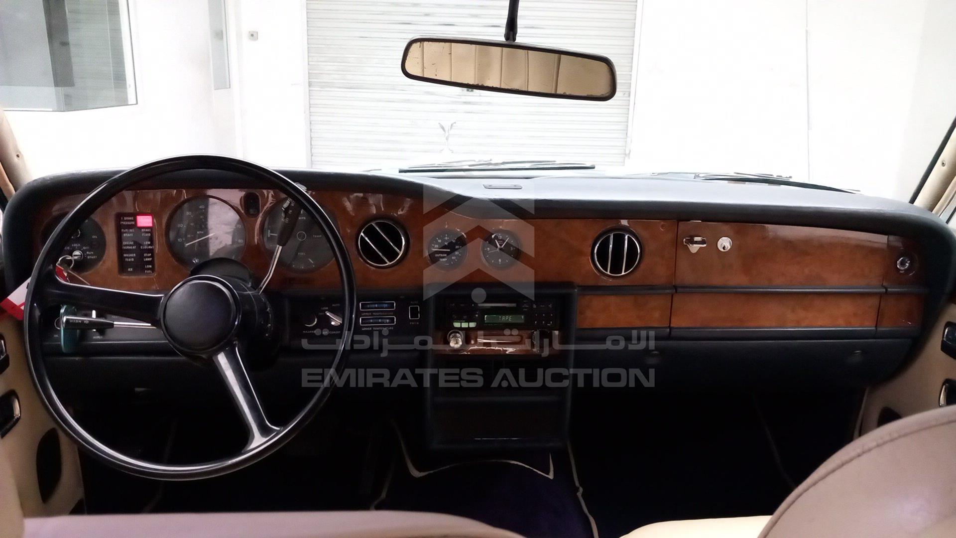 1980 ROLLS-ROYCE SILVER SHADOW VIN: SRL40372