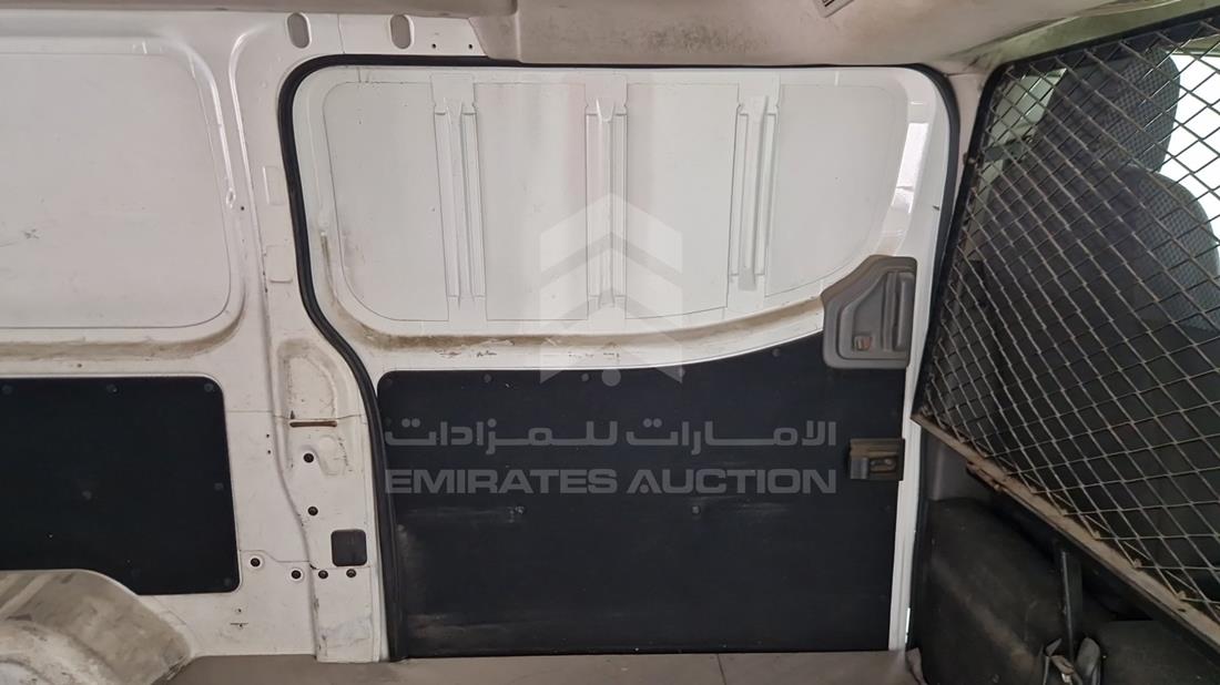 2014 Nissan Urvan — Rear Left Door — Photo 13