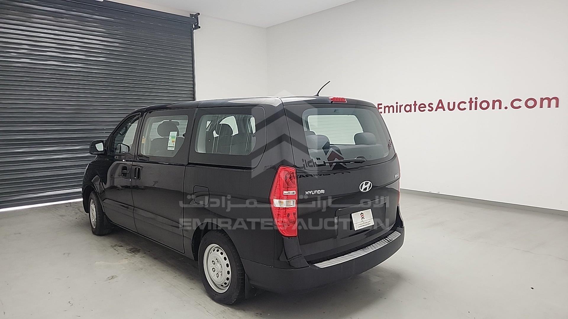 2018 HYUNDAI H1 VIN: KMJWA37R7JU974303