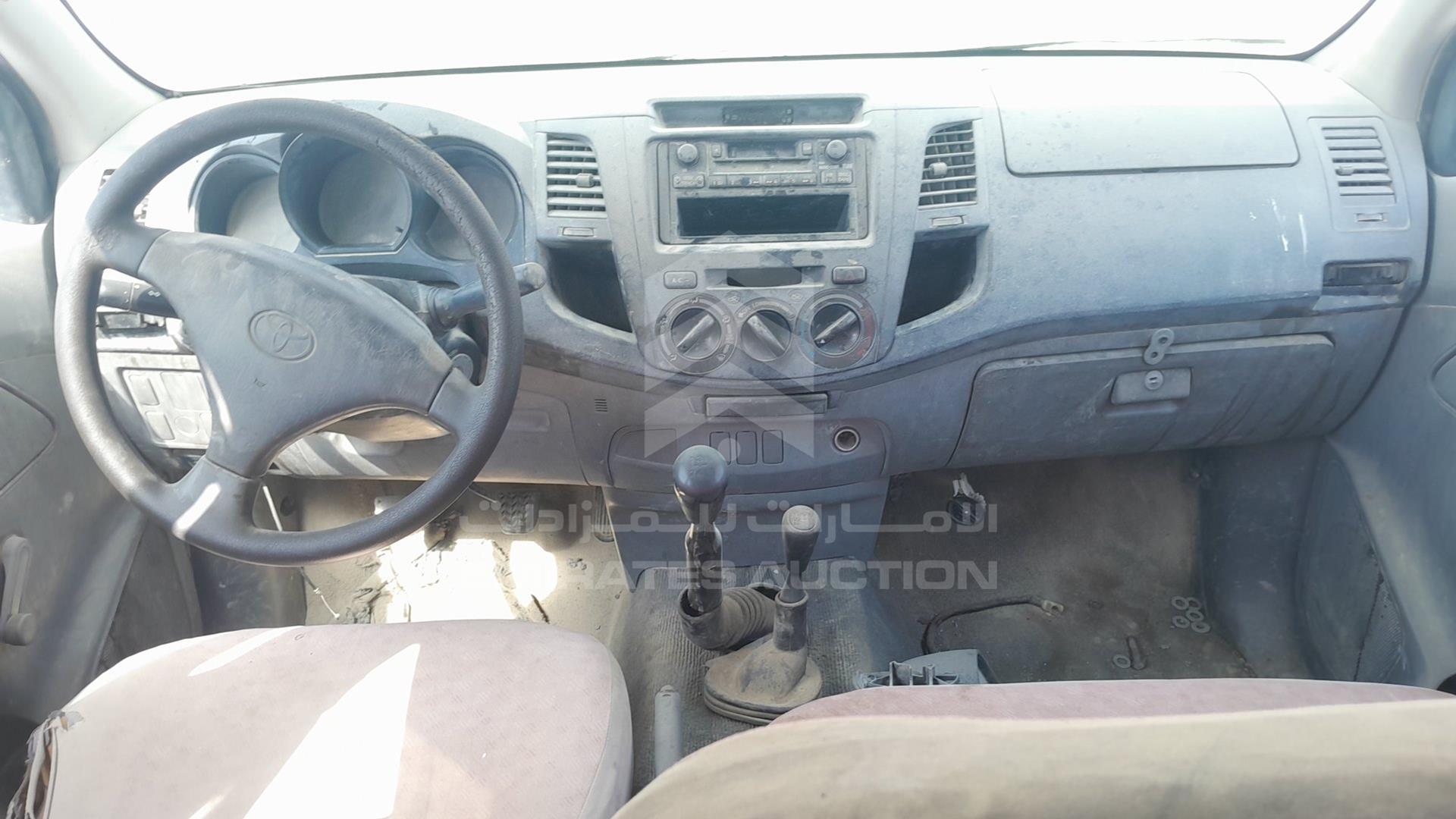 2008 TOYOTA HILUX VIN: MR0FX22G681309765