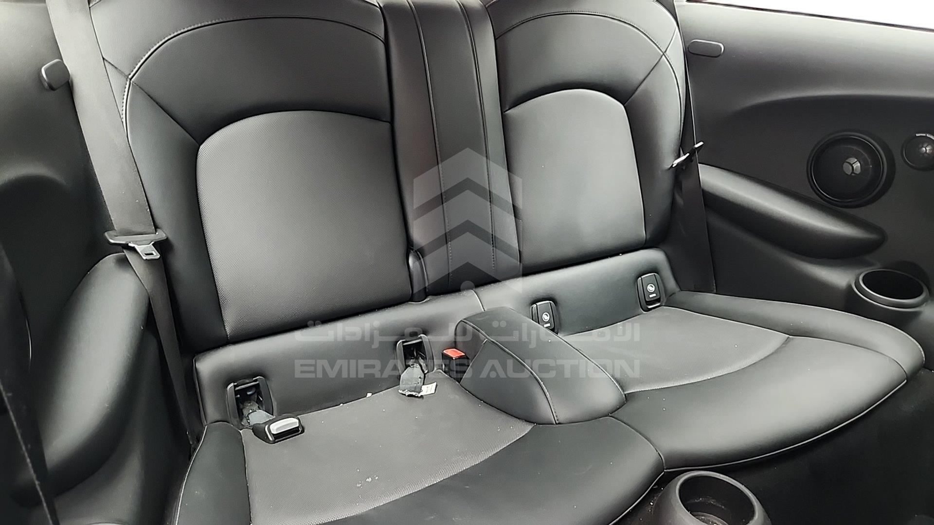 2015 MINI COOPER VIN: WMMXM5C51F3A56219