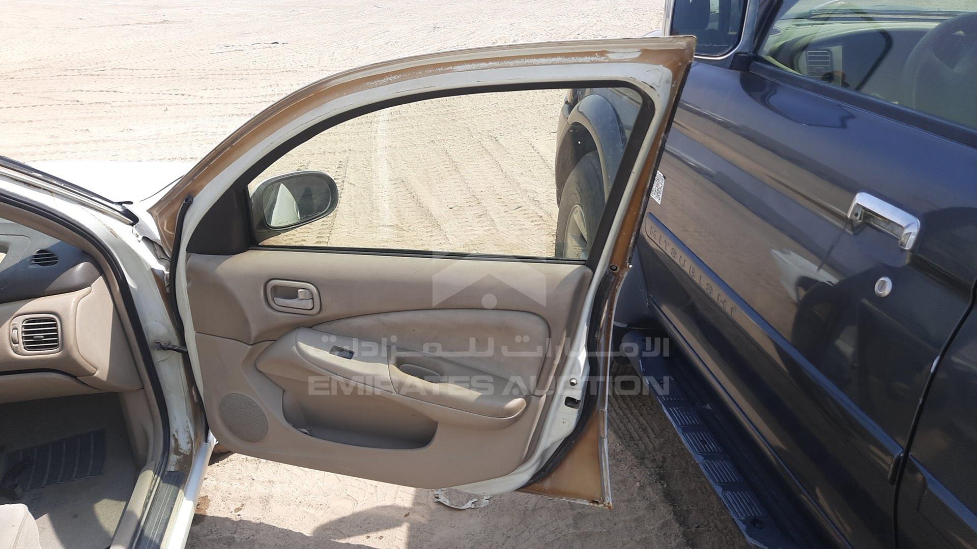 2003 NISSAN SUNNY VIN: JN1FN61C23W020780