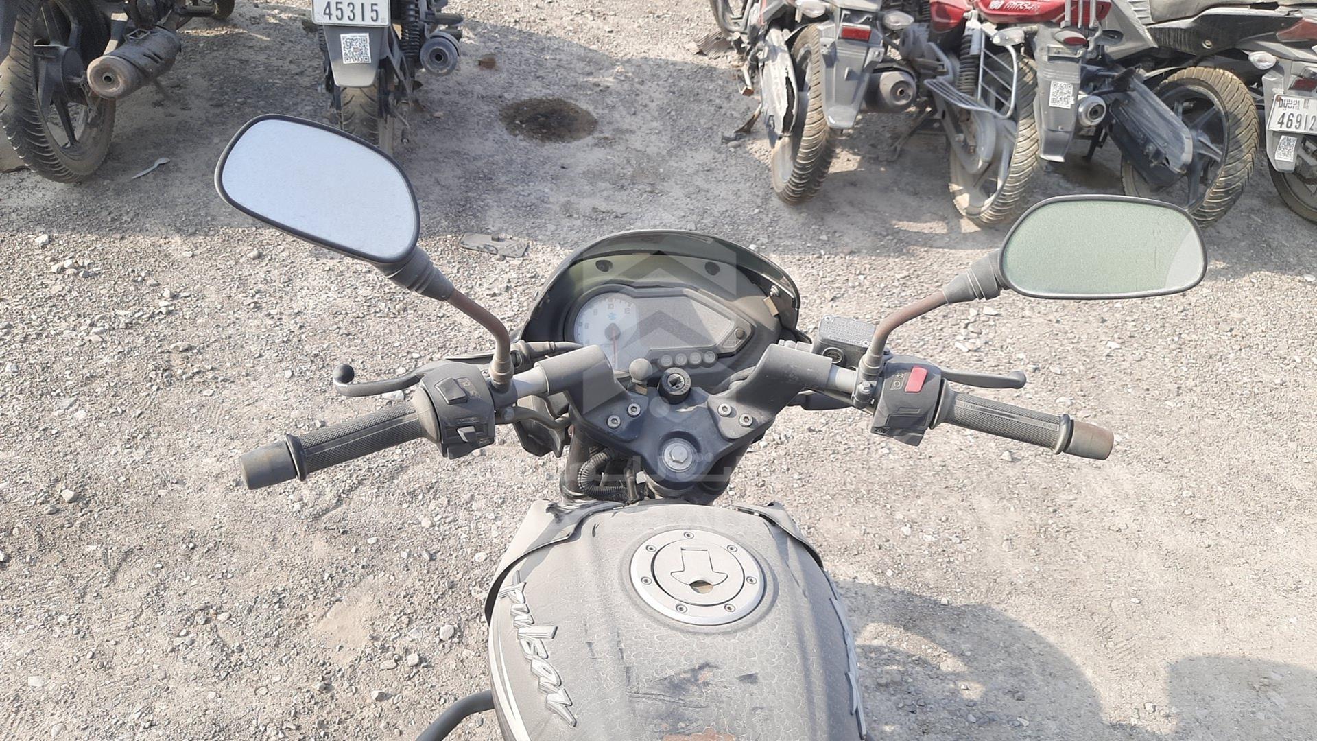 2019 BAJAJ 150 CC VIN: MD2A11CY0KCH55902
