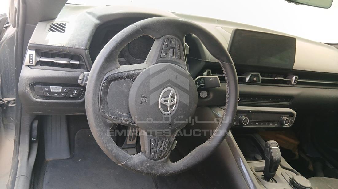 2021 Toyota Supra - Scrap without document — Steering & Mounted Controls — Photo 13