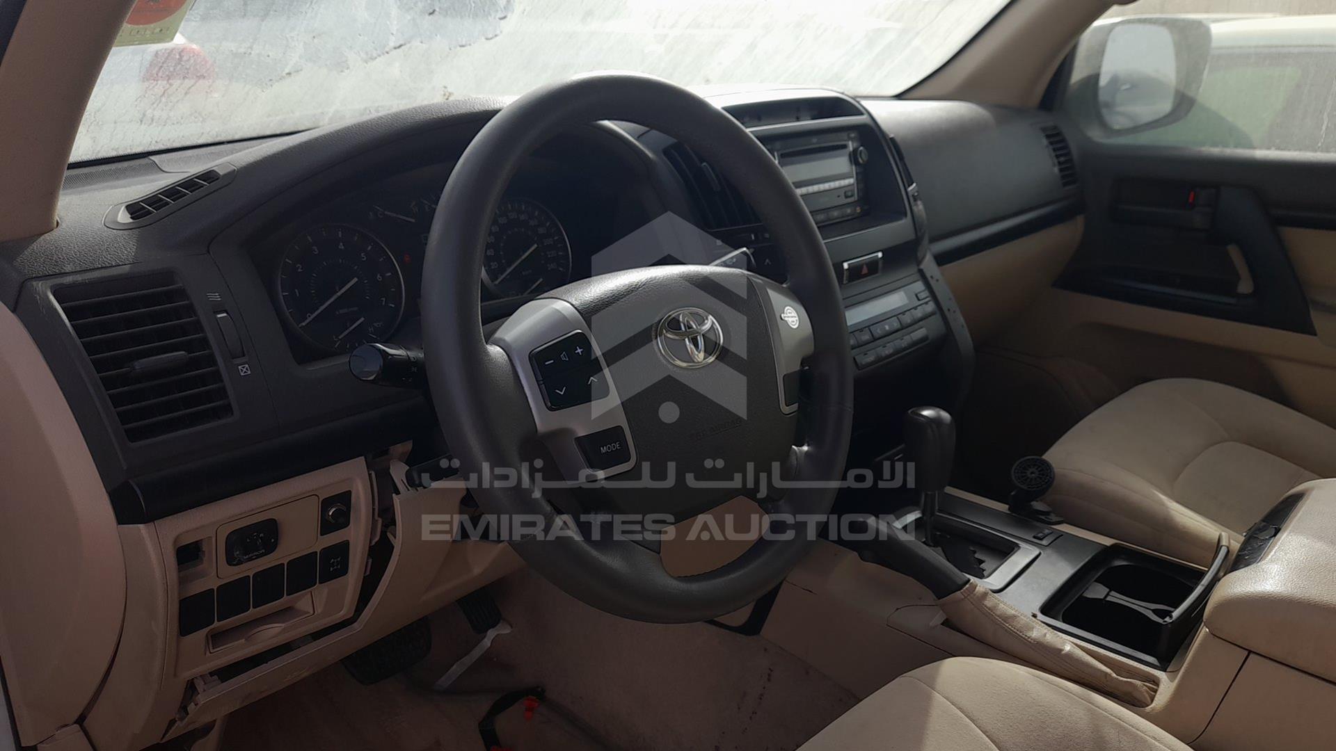 2013 TOYOTA LAND CRUISER VIN: JTMDU09J9D4063128