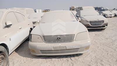 2000 Lexus LS400