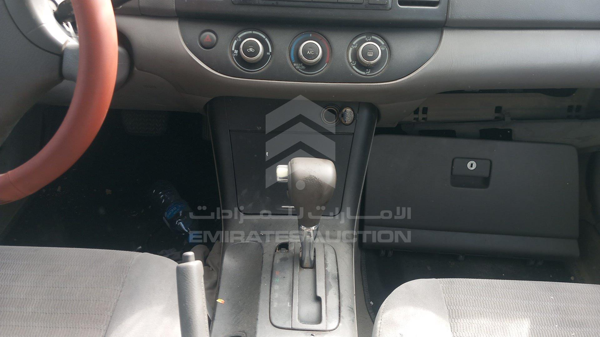 2005 TOYOTA CAMRY VIN: 4T1BE32K95U636549