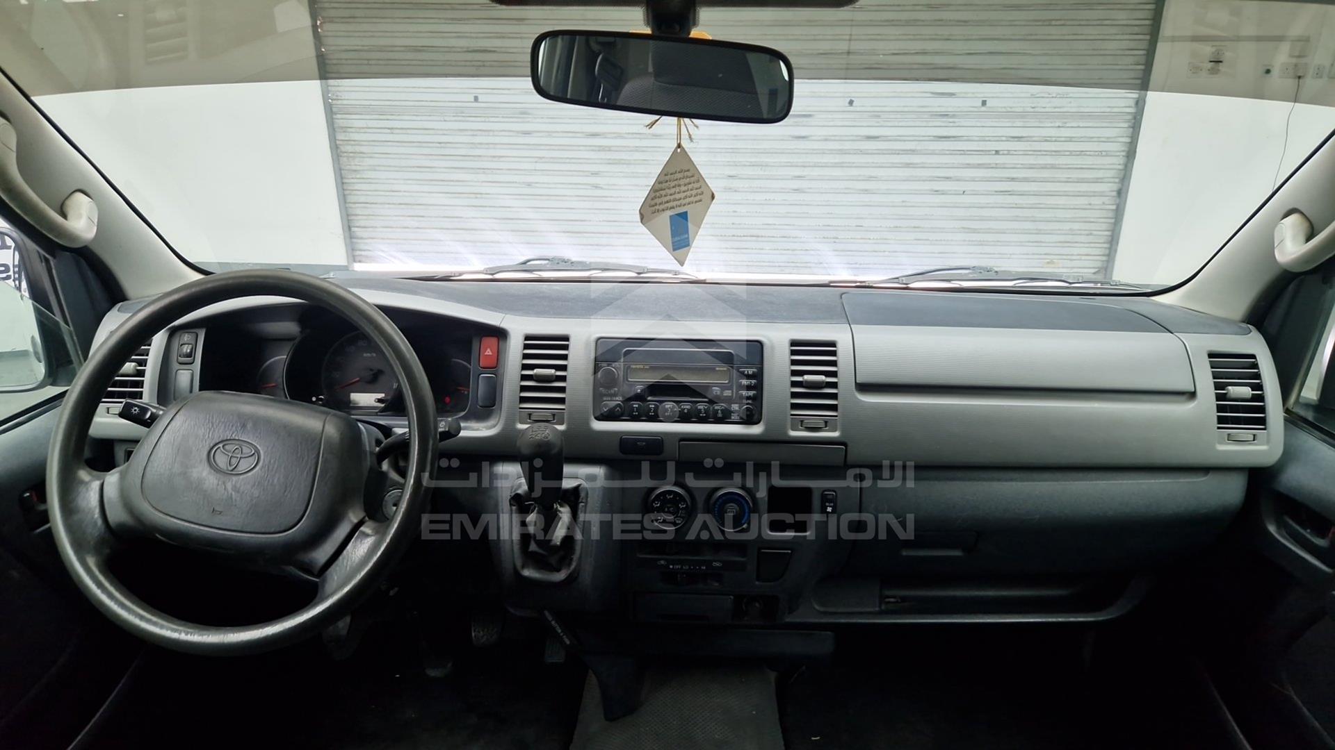 2008 TOYOTA HIACE VIN: JTGJX02P283001044