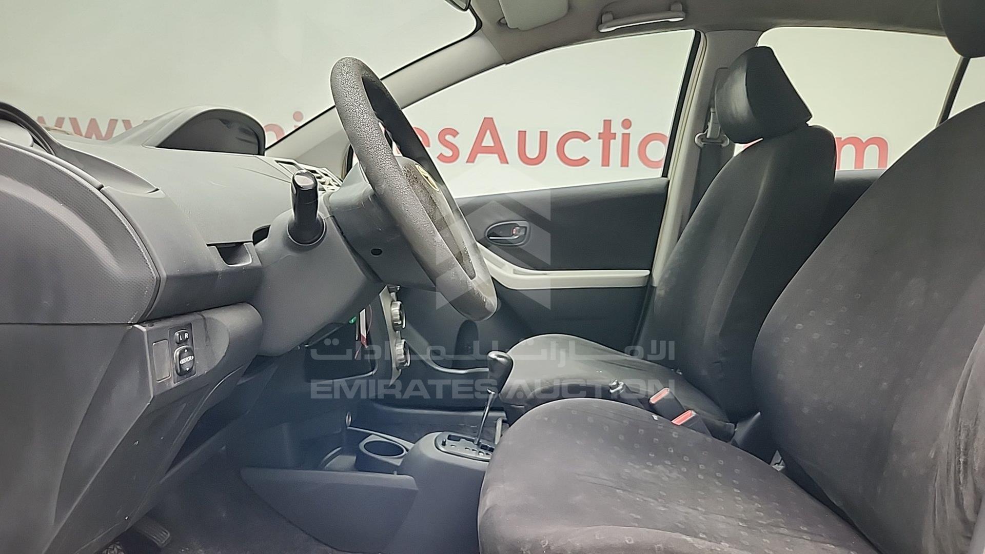 2008 TOYOTA YARIS VIN: JTDKW923085102058