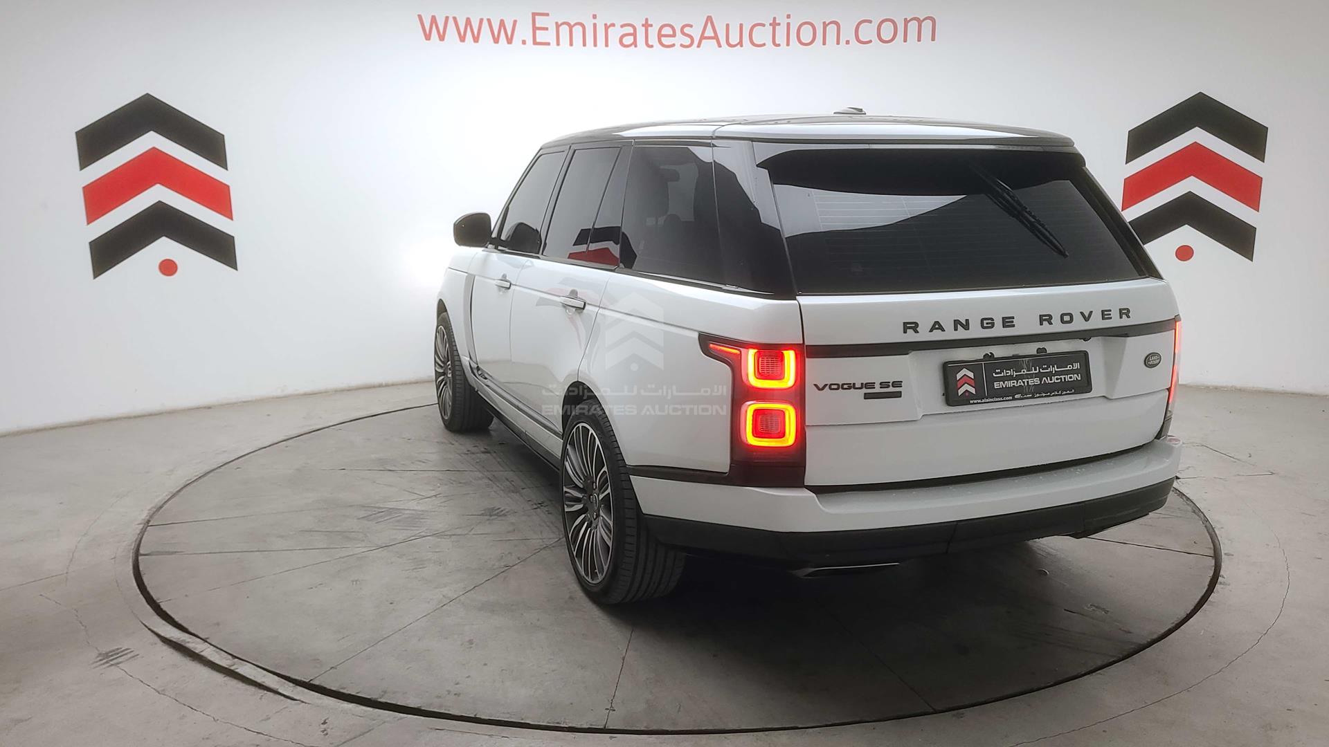 2014 RANGE ROVER VOGUE VIN: SALGA2EFXEA168100