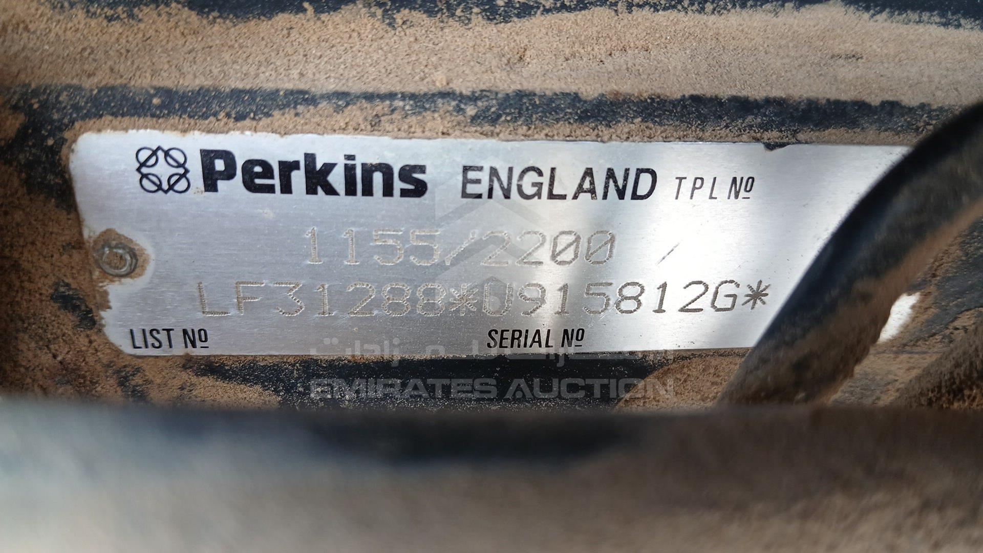 0 MASSEY FERGUSON --- VIN: LF31288U915812G