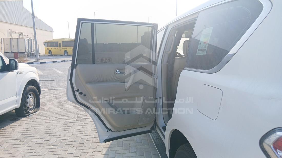 نيسان باترول 2019 — الباب الخلفي الأيسر — صورة 18