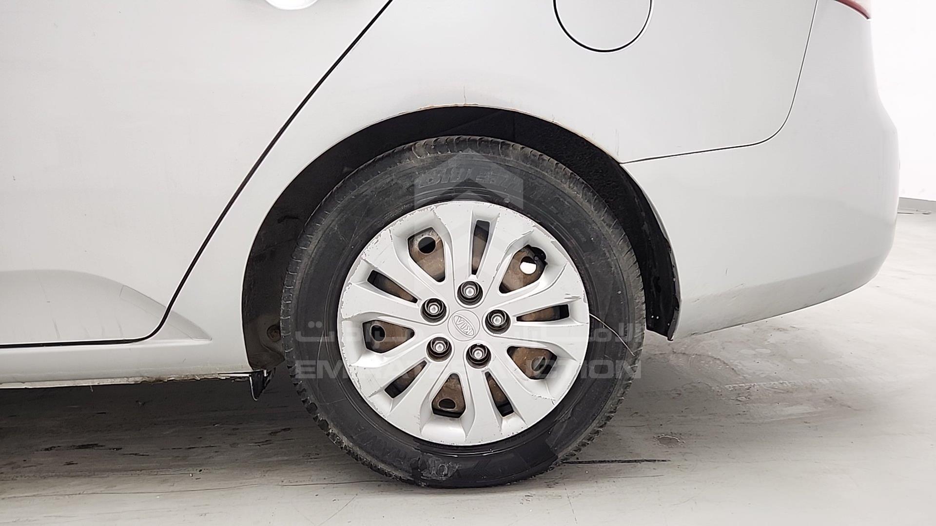 2012 KIA CERATO VIN: KNAFU411BC5962272