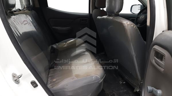 MMBJNKJ30GH045283 Mitsubishi L 200