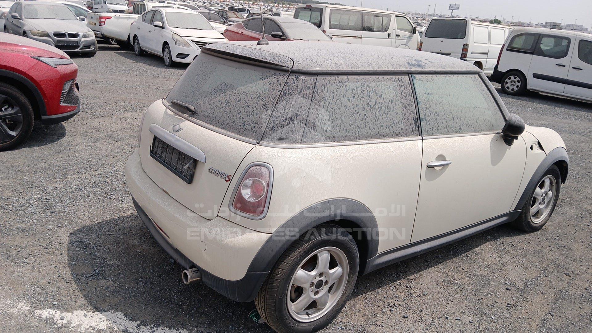 2012 MINI COOPER VIN: WMWSU310XCT205189